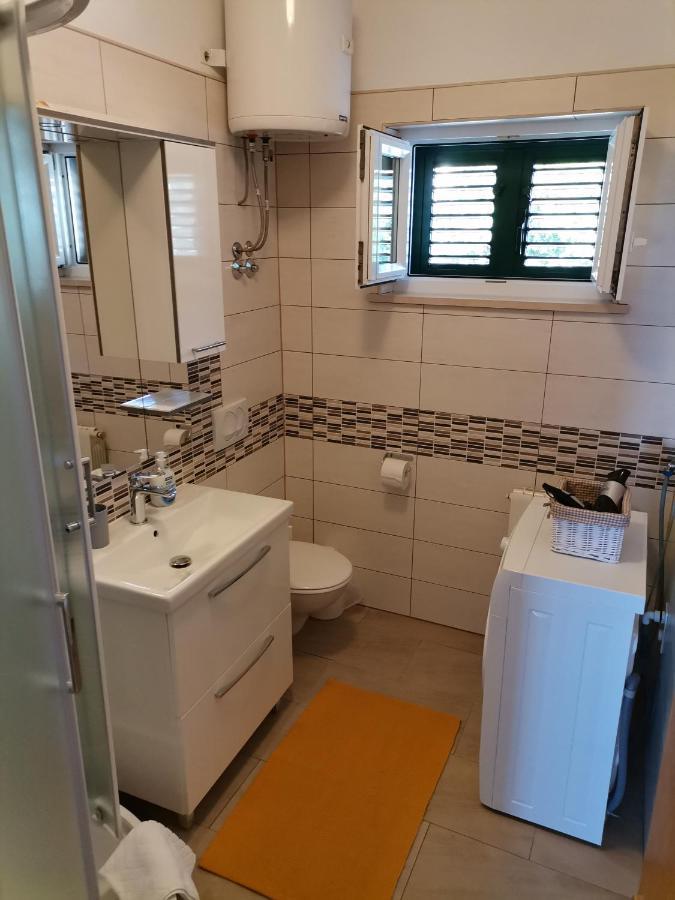 Appartement Matko 1 à Bol Extérieur photo